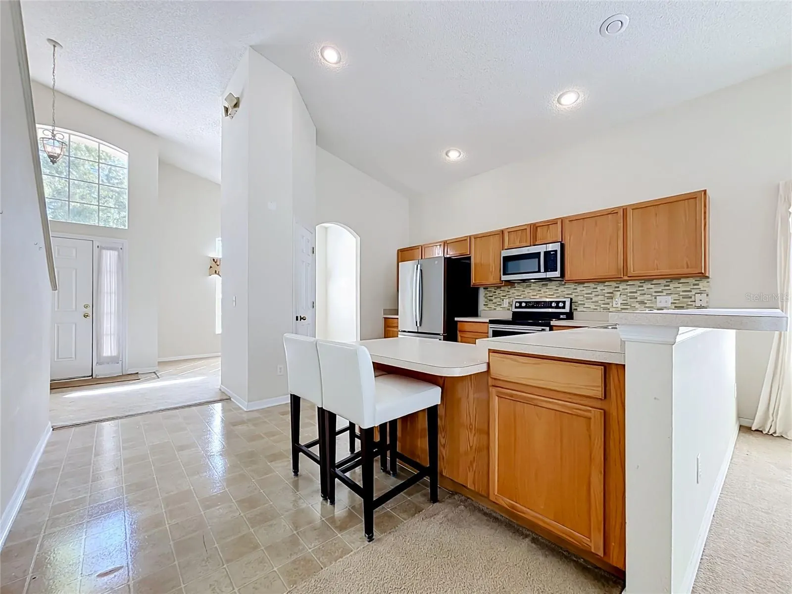 750 BLOOMINGDALE DR