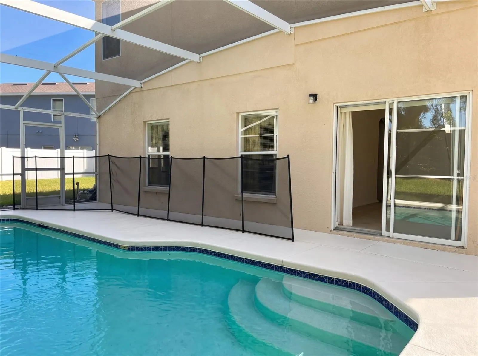 750 BLOOMINGDALE DR