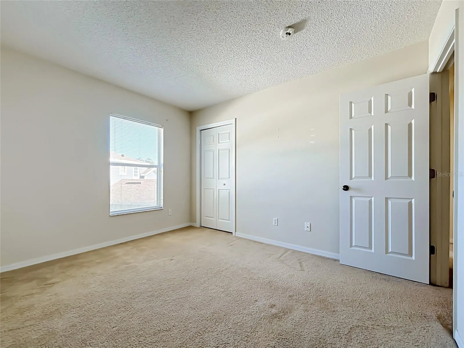 750 BLOOMINGDALE DR