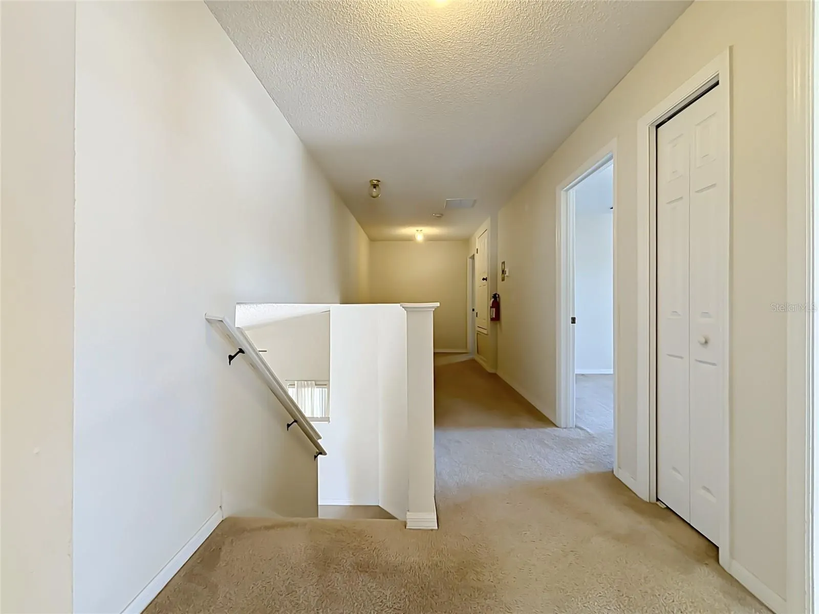 750 BLOOMINGDALE DR