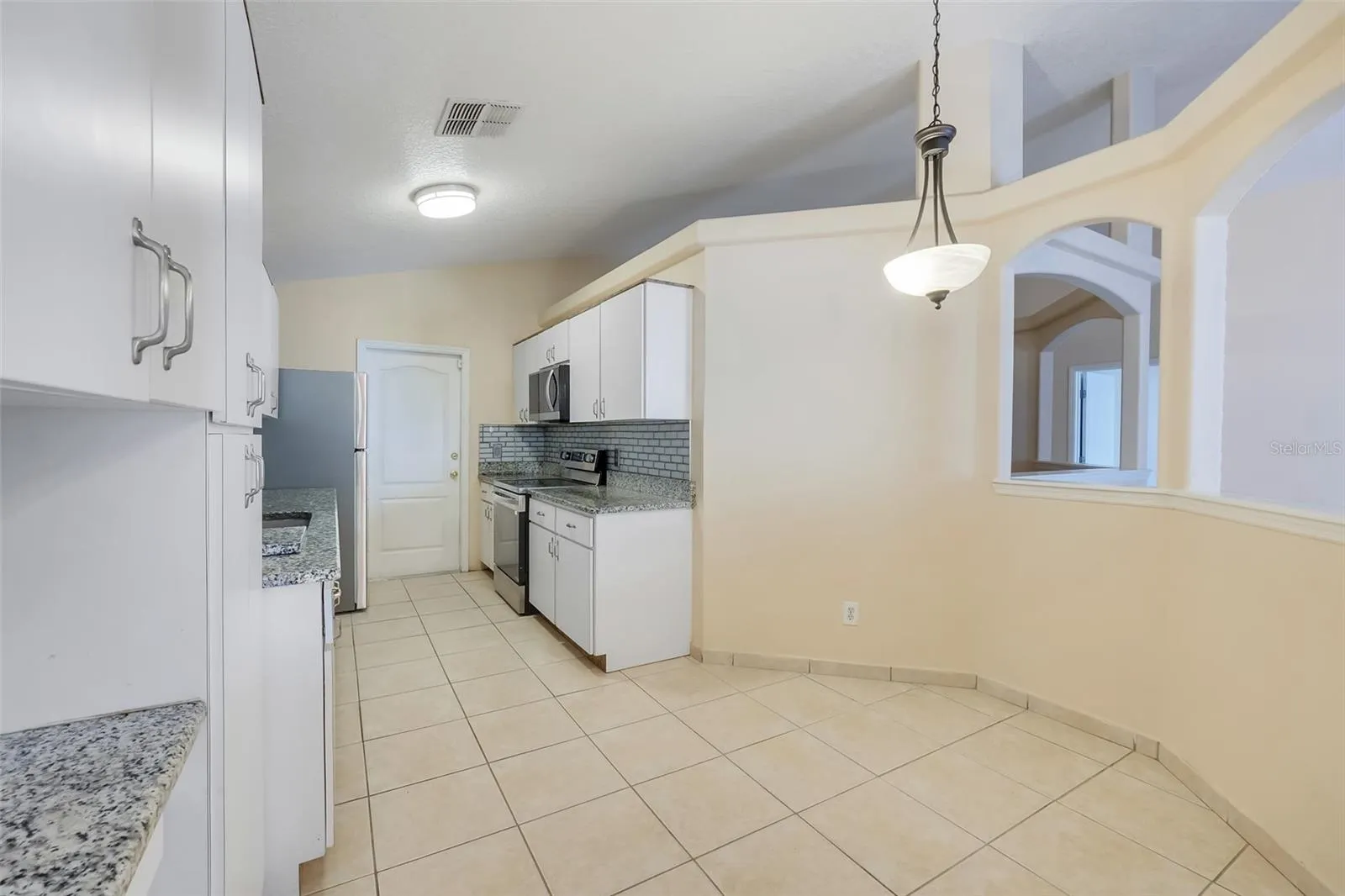 1650 LAMPLIGHTER WAY