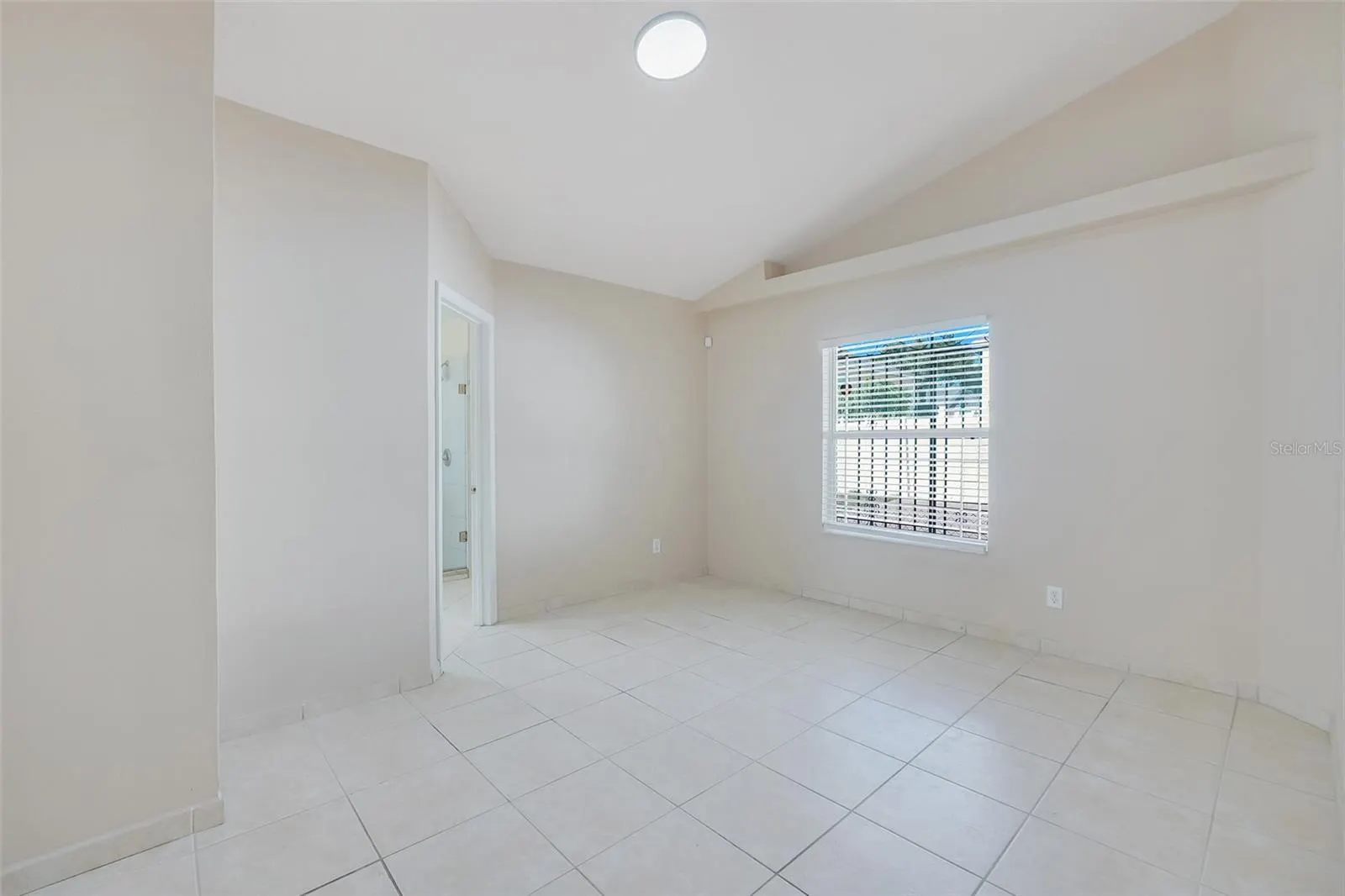 1650 LAMPLIGHTER WAY