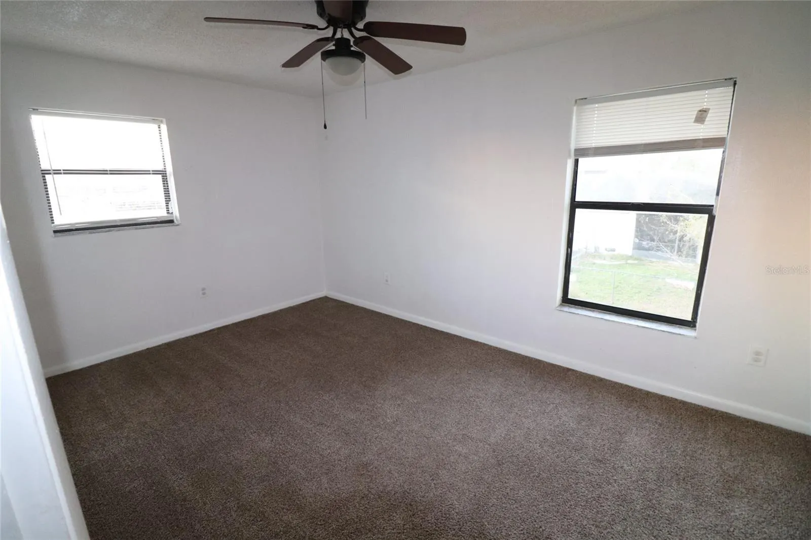 727 LUCAYA DR