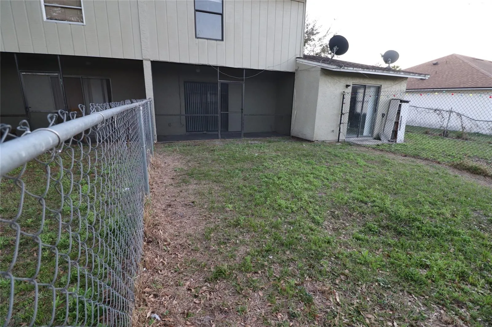 727 LUCAYA DR