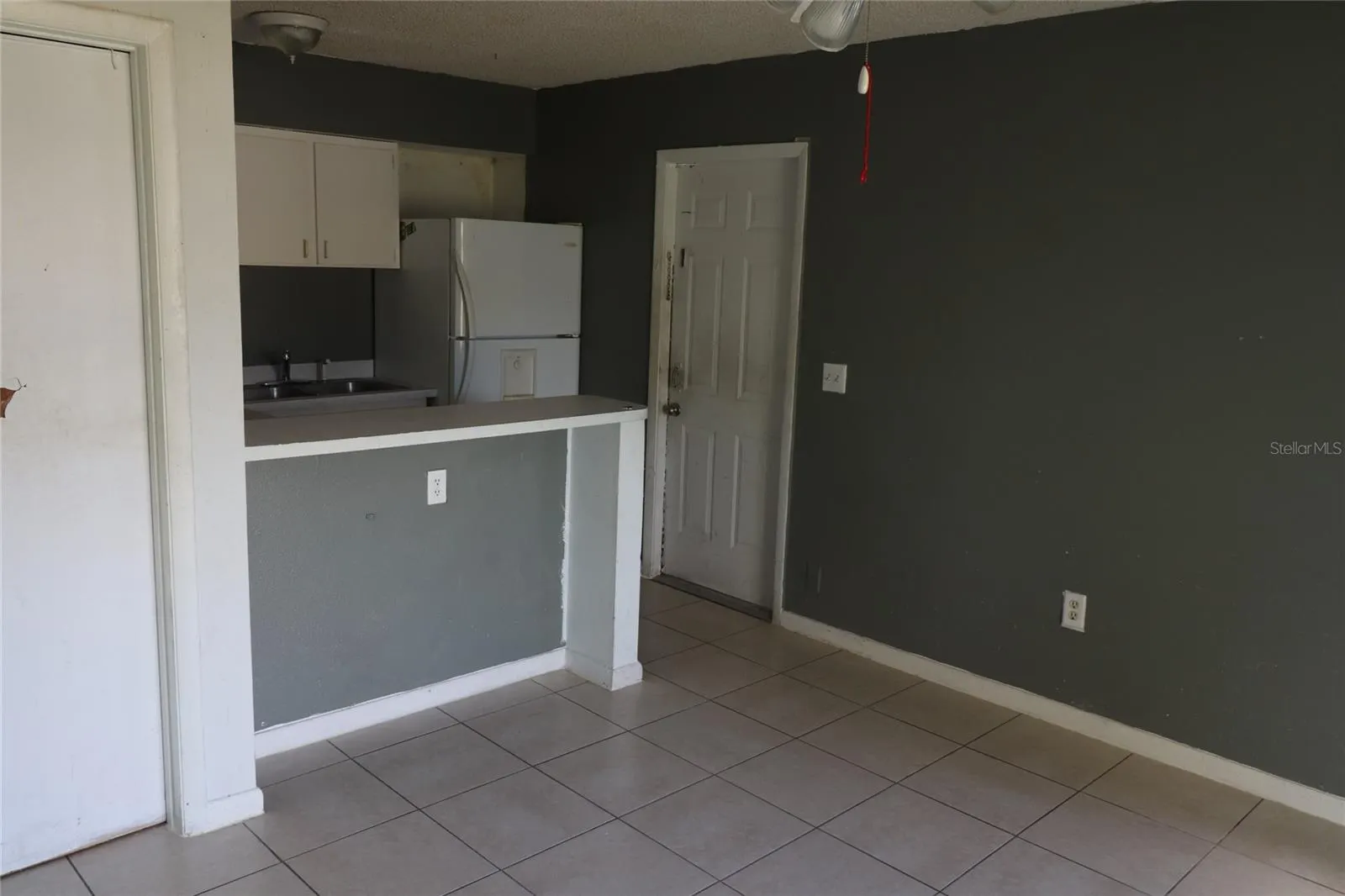 727 LUCAYA DR