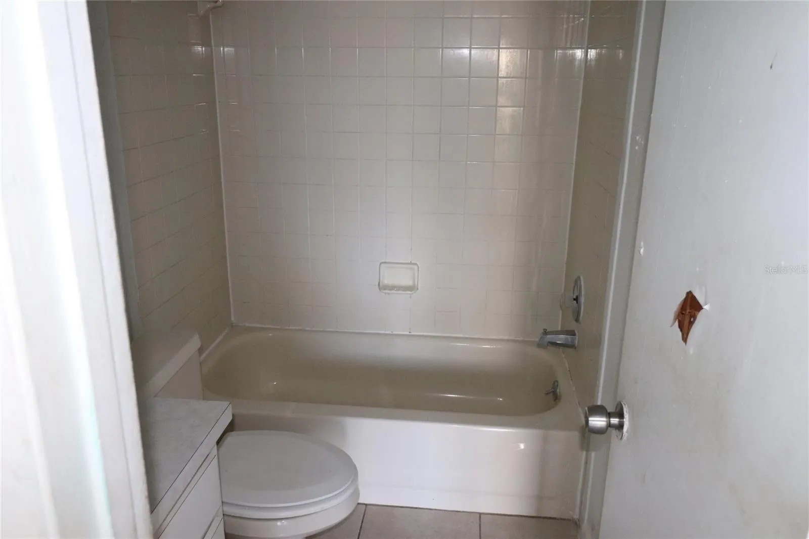 727 LUCAYA DR