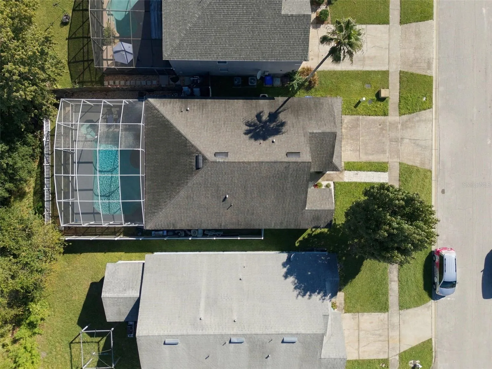 2136 MALLARD CREEK CIR