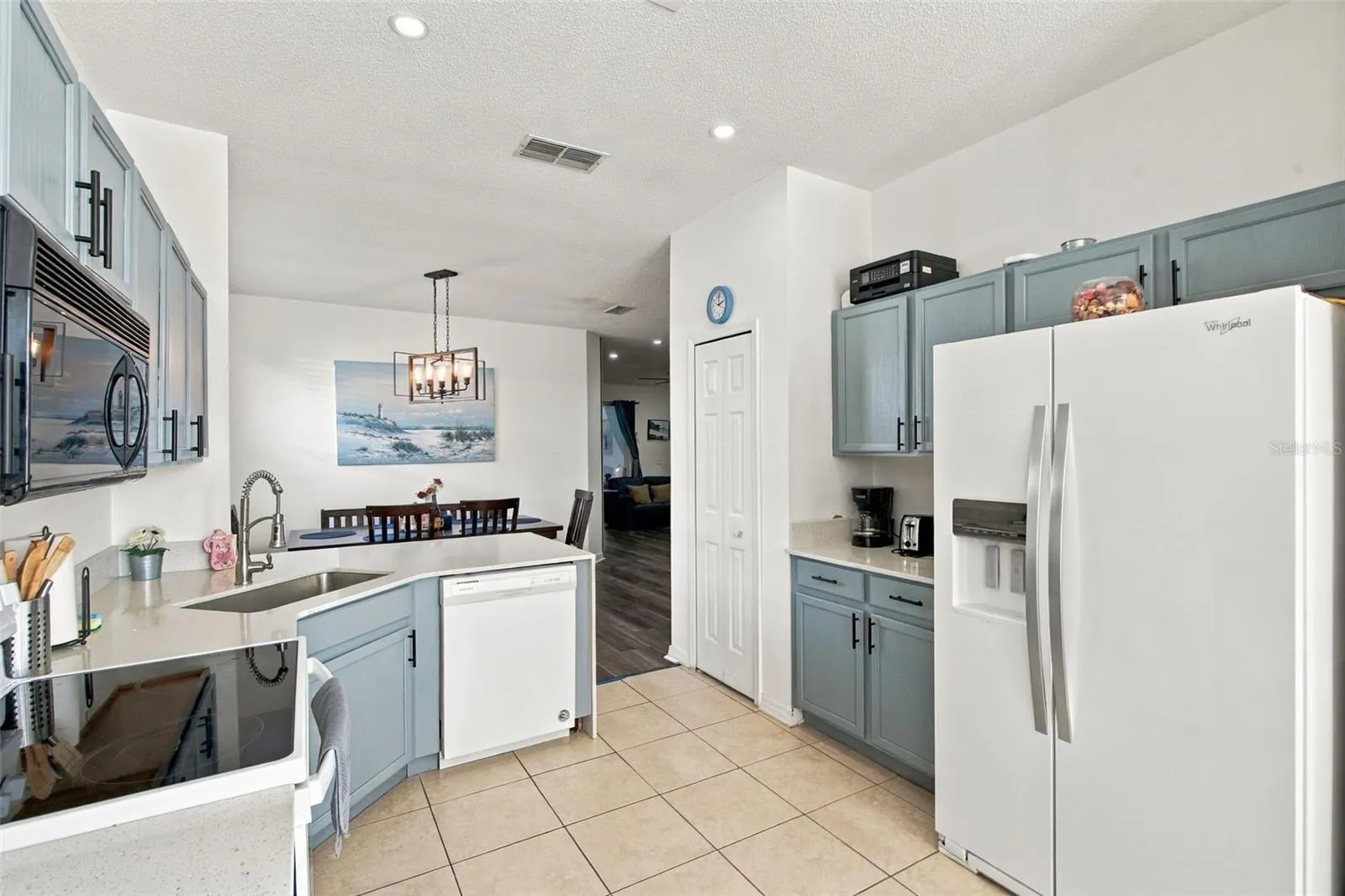 2136 MALLARD CREEK CIR