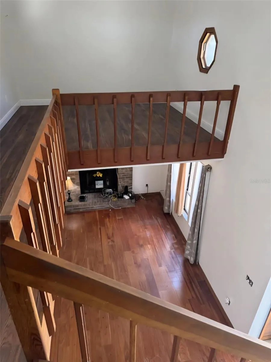 1727 CYPRESS CT
