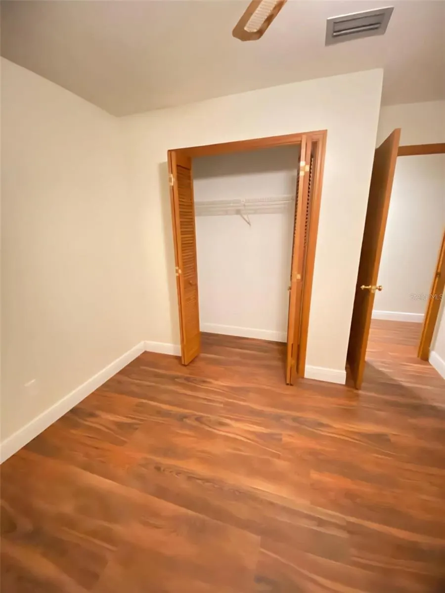 1727 CYPRESS CT