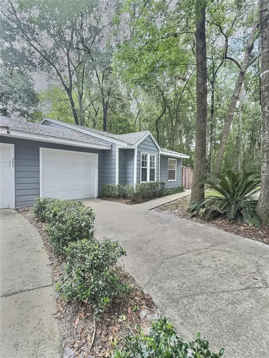243 NW 48TH BLVD #4, #4