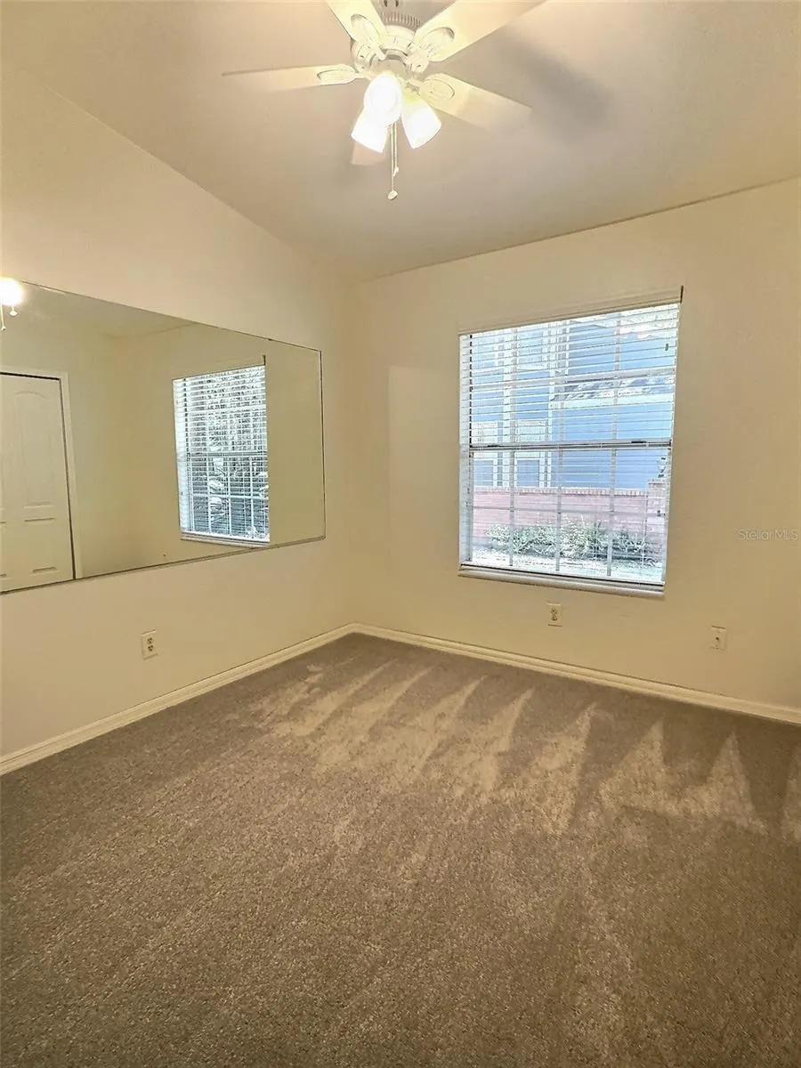 243 NW 48TH BLVD #4, #4