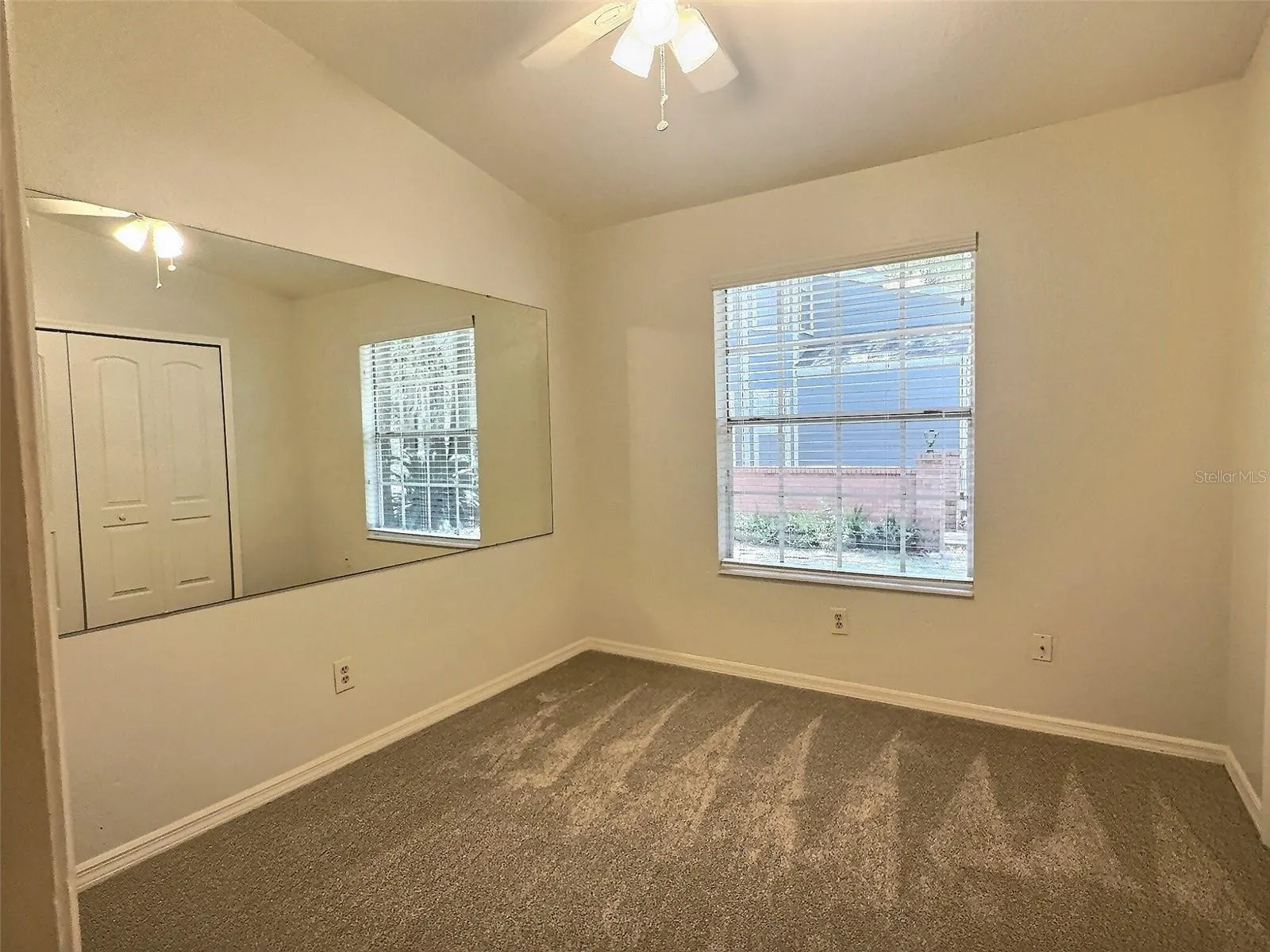 243 NW 48TH BLVD #4, #4