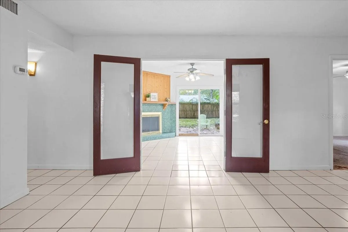 115 NE 48TH ST