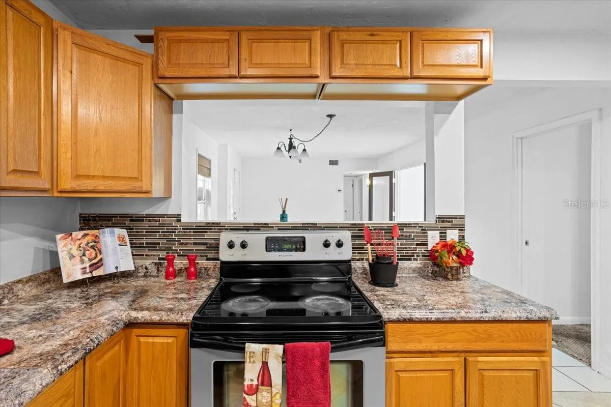 115 NE 48TH ST