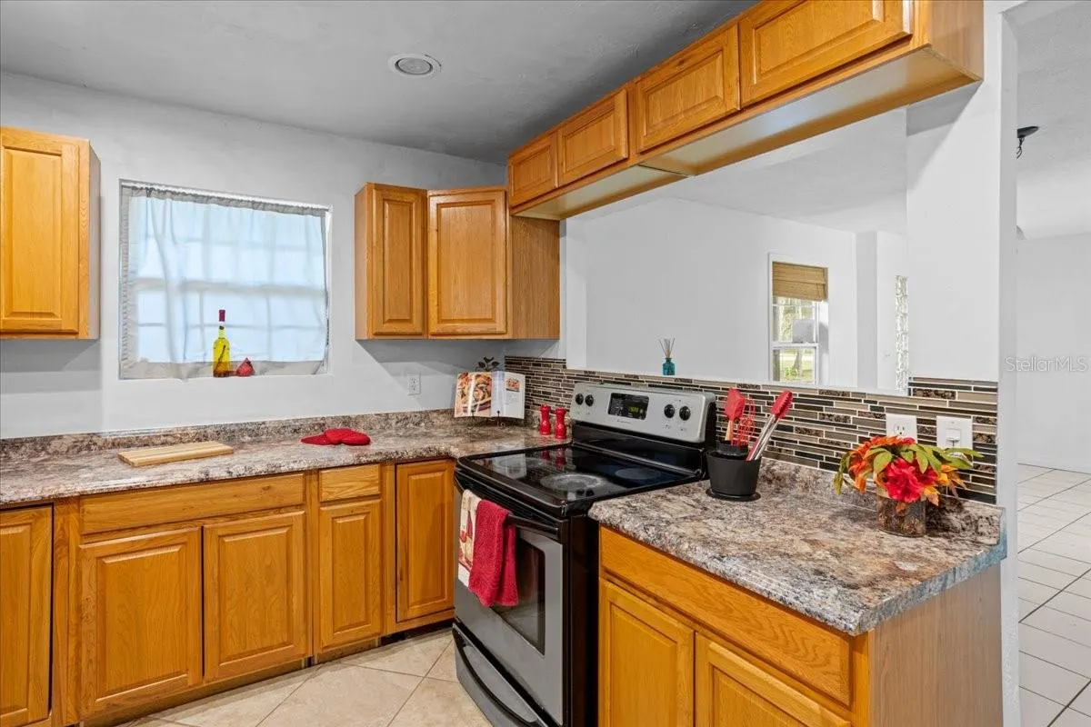115 NE 48TH ST