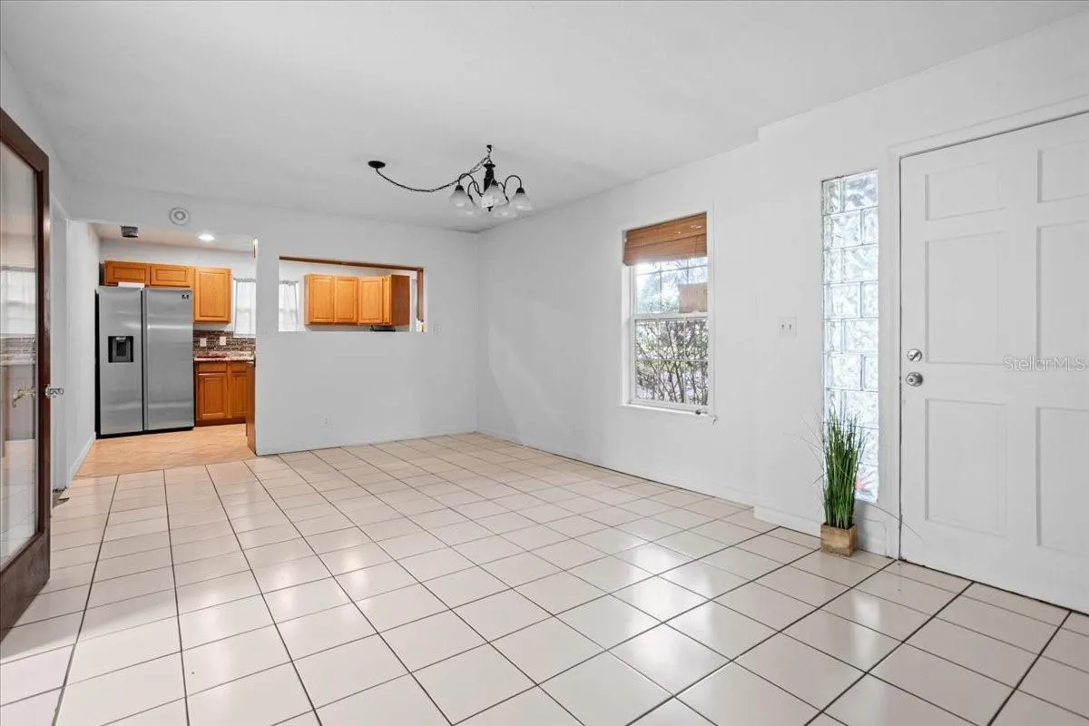 115 NE 48TH ST