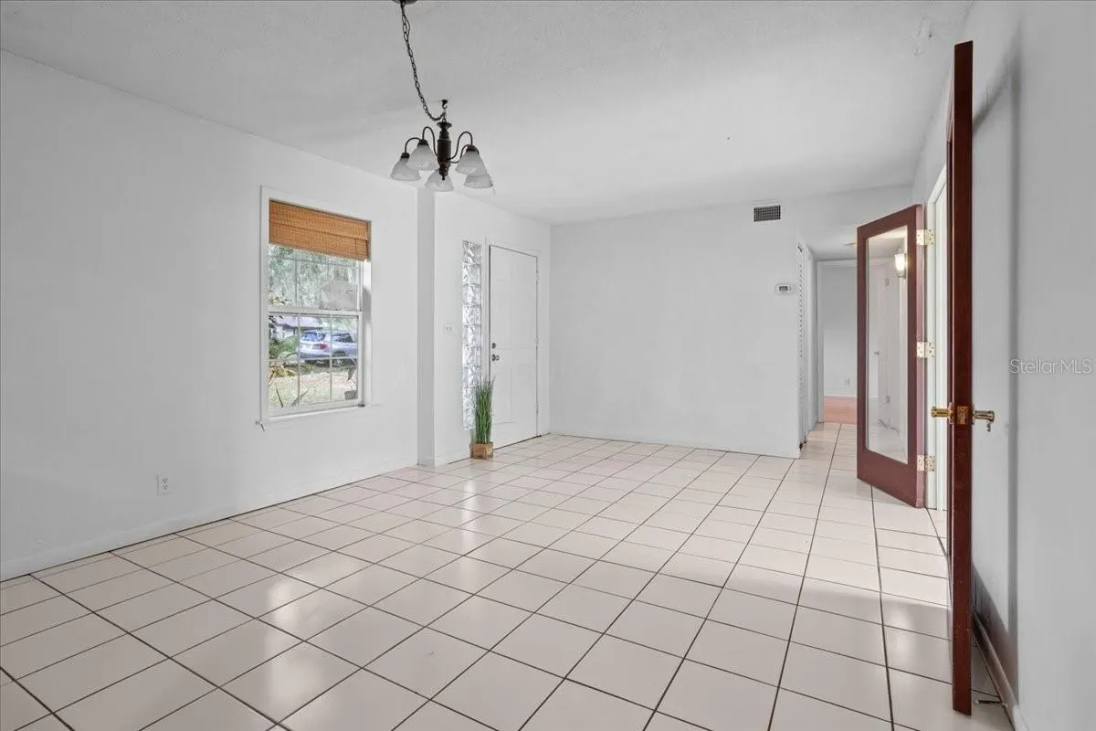 115 NE 48TH ST