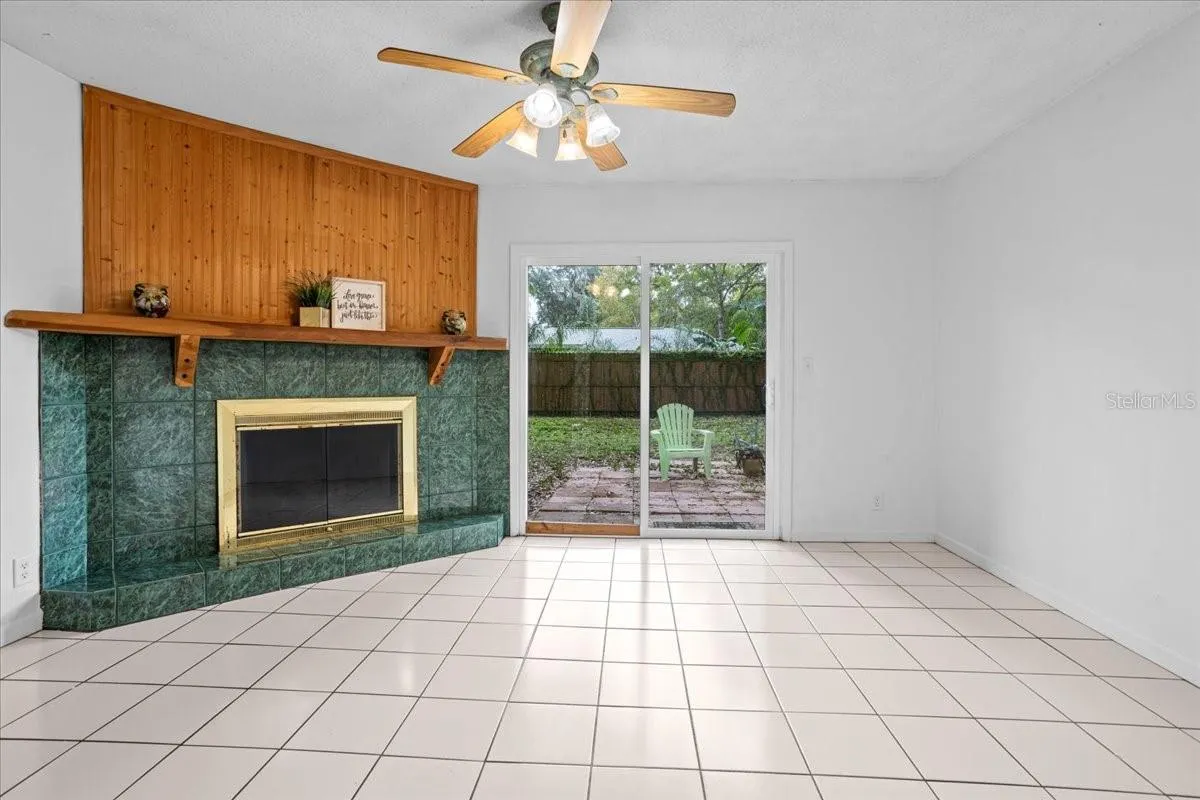 115 NE 48TH ST