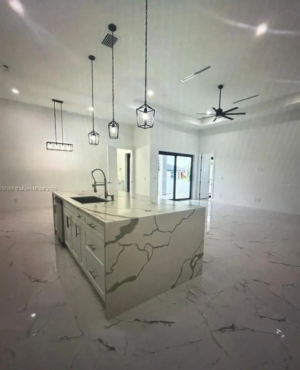 4304 NW 27 LN