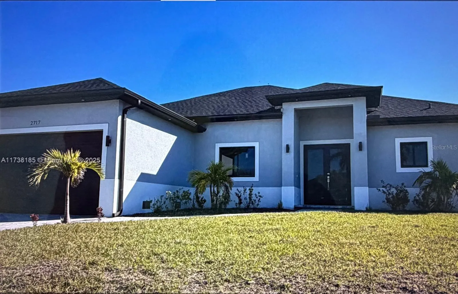 2717 NW 42 AVE
