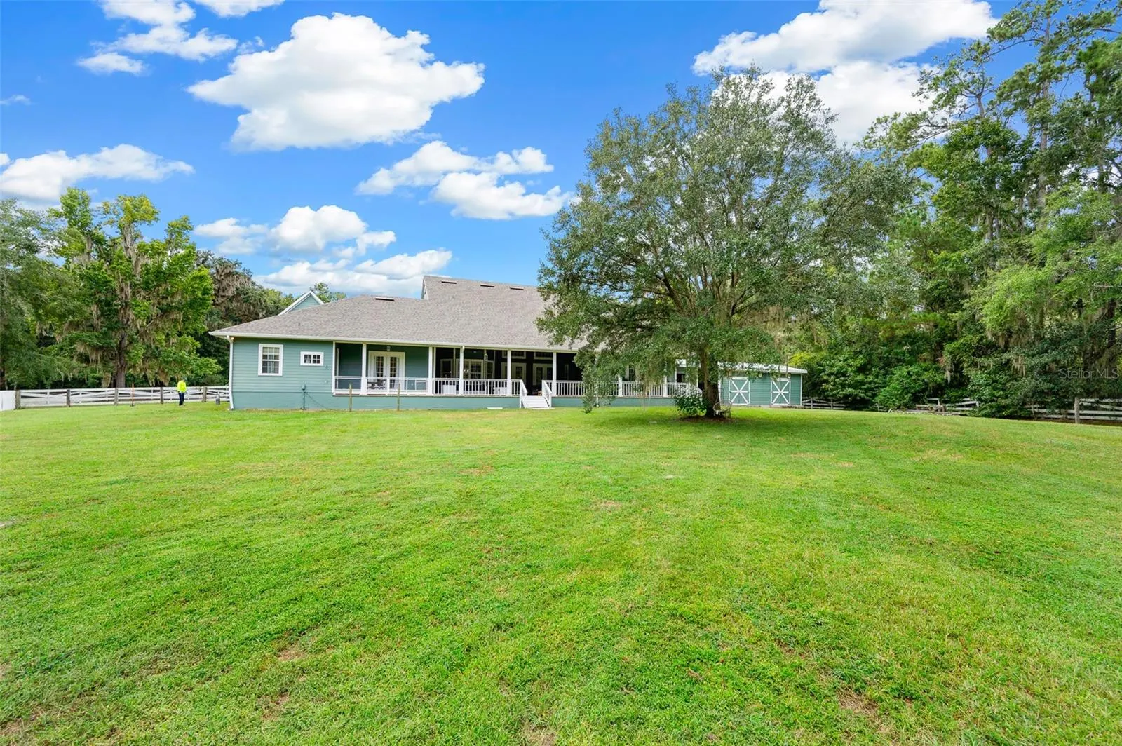 1463 NW 104TH DR