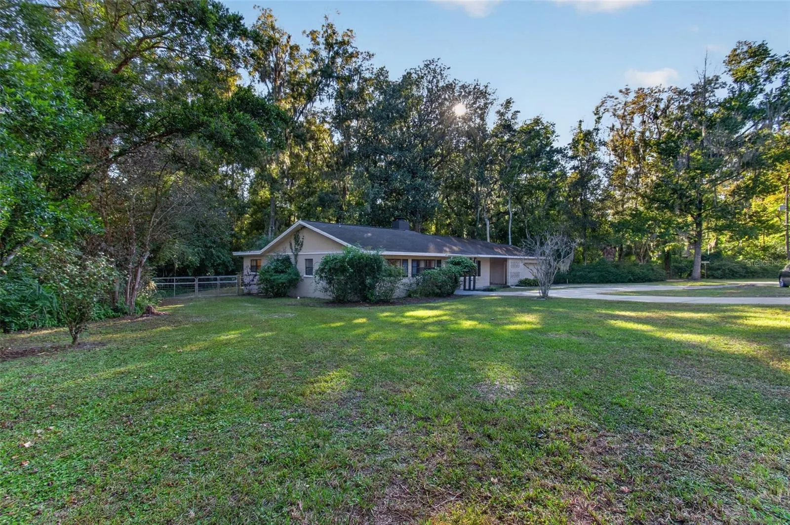 4415 NW 33RD CT