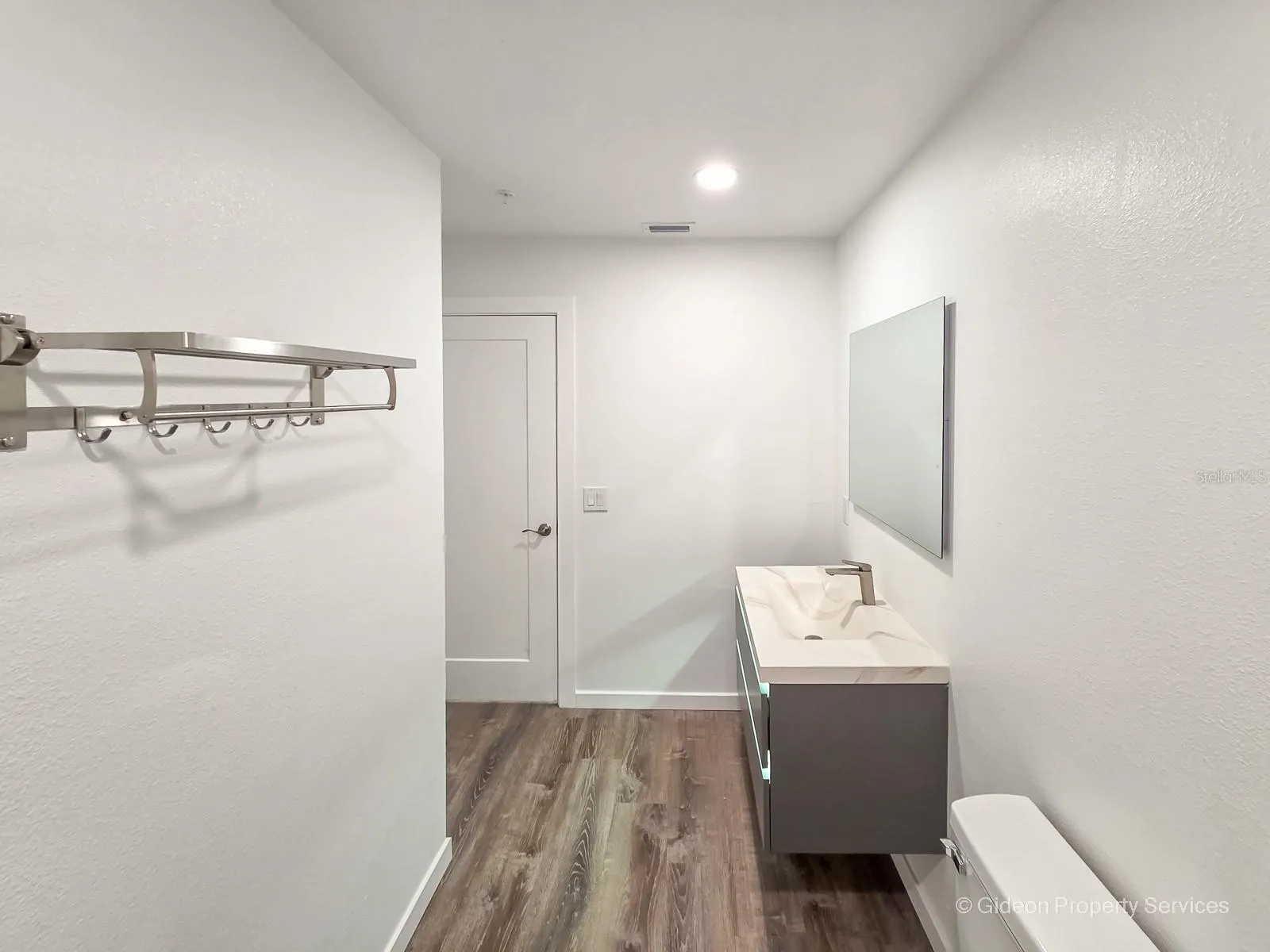 206 SE 21ST TER #2 #2