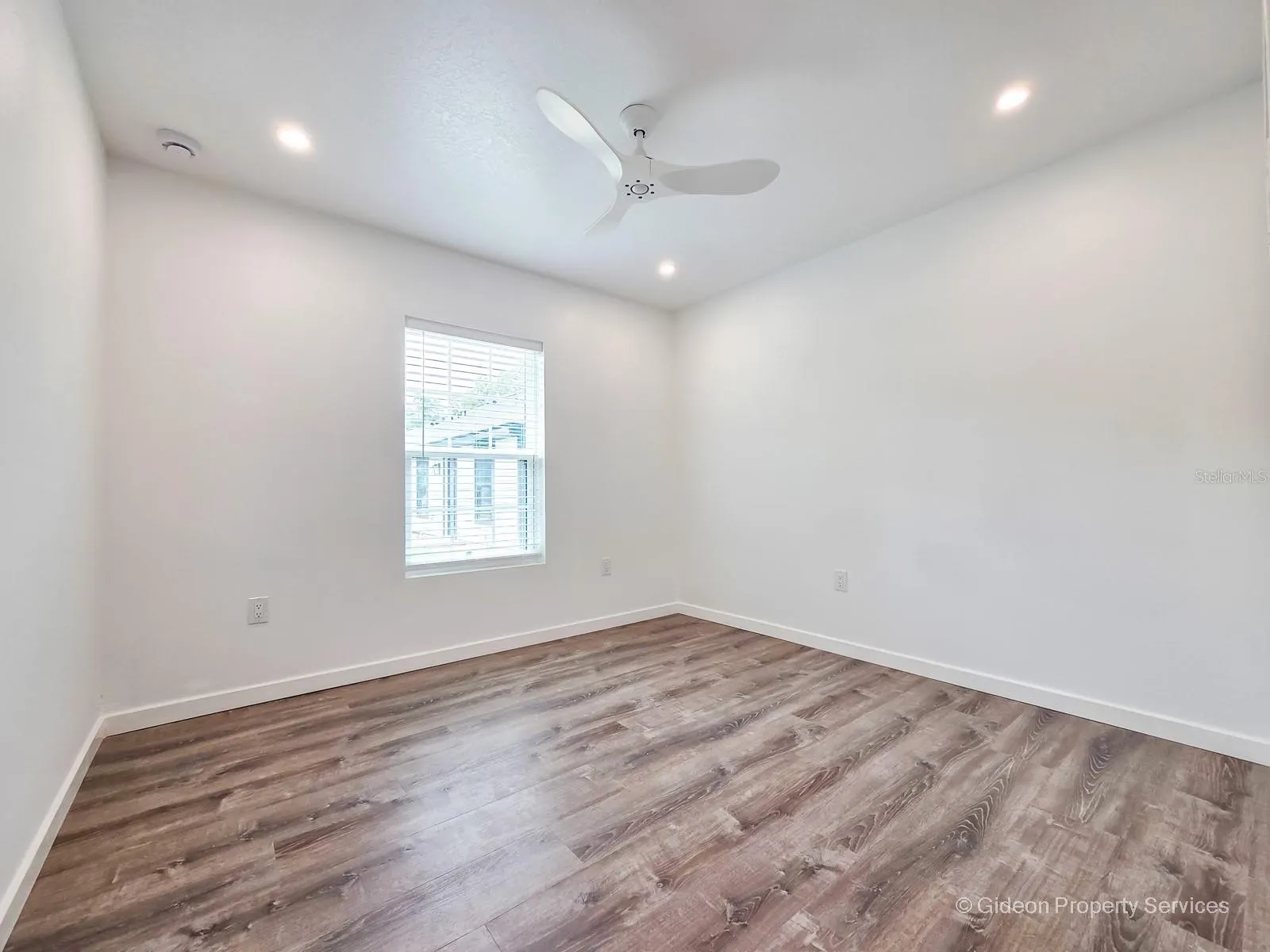 207 SE 21ST TER #3 #3