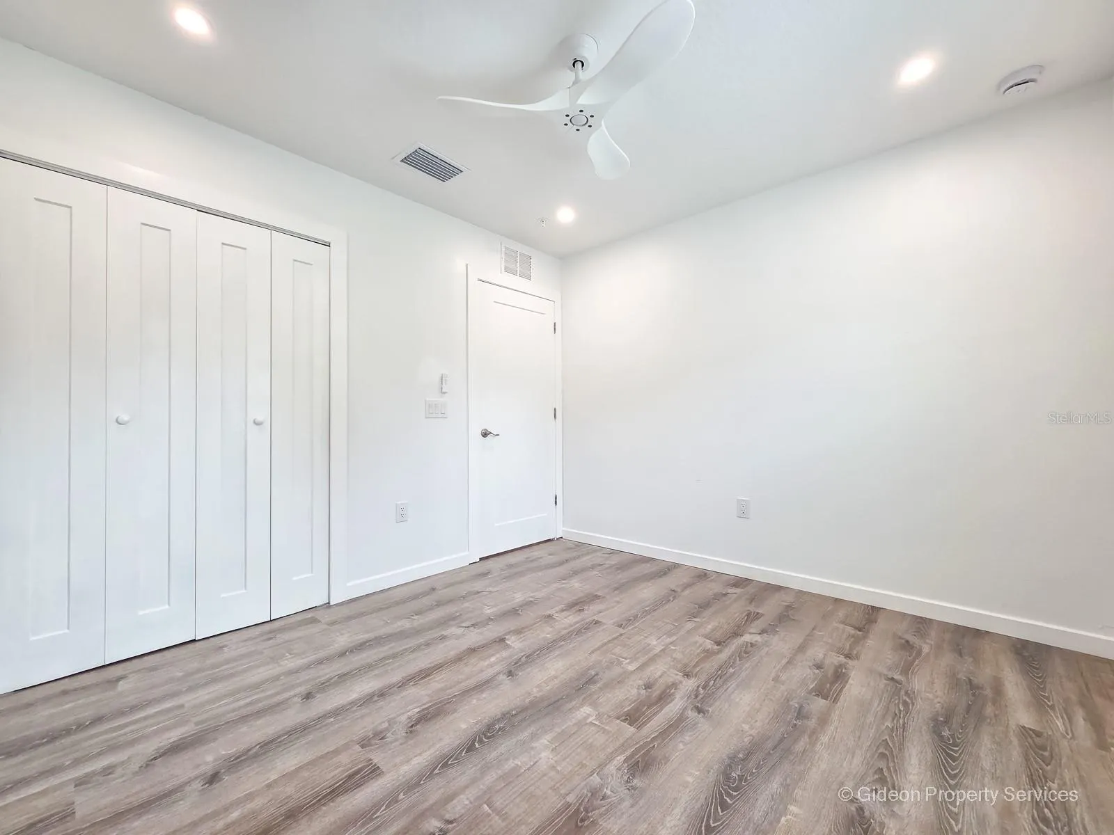 207 SE 21ST TER #3 #3