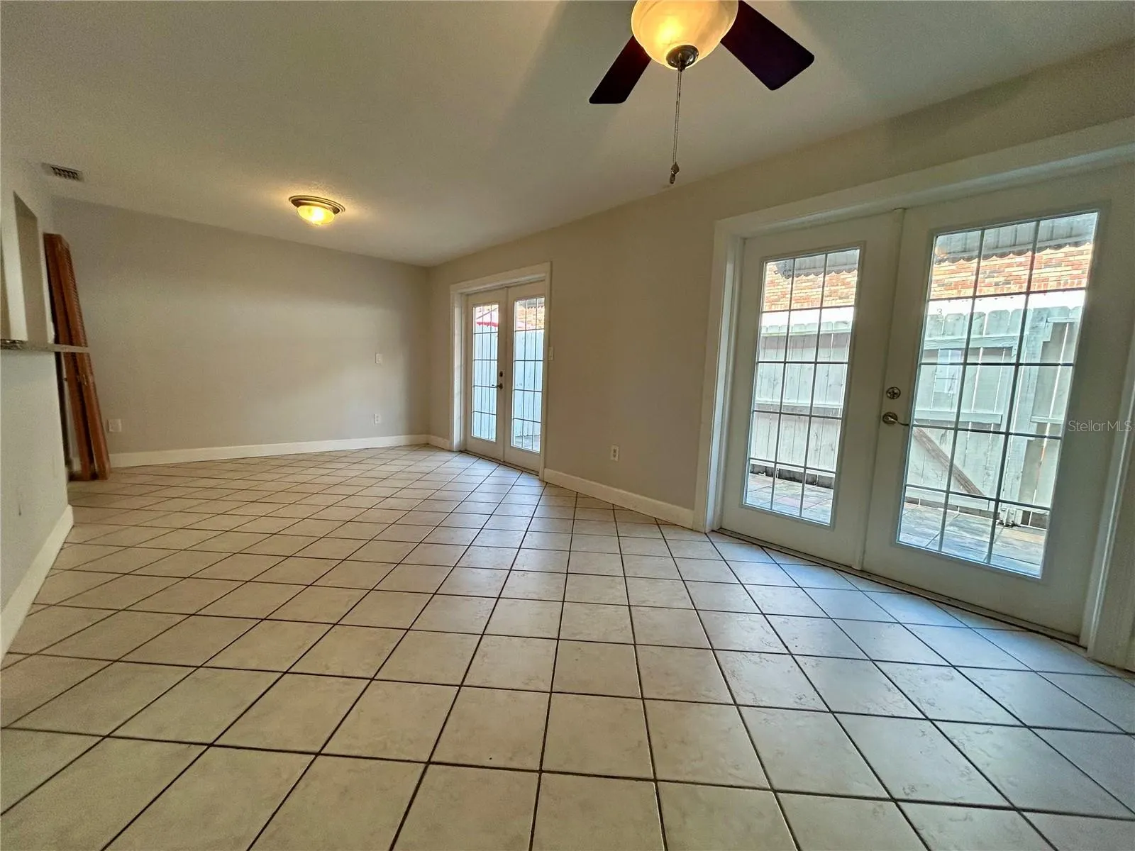 5850 CYPRESS GARDENS BLVD #403, #403