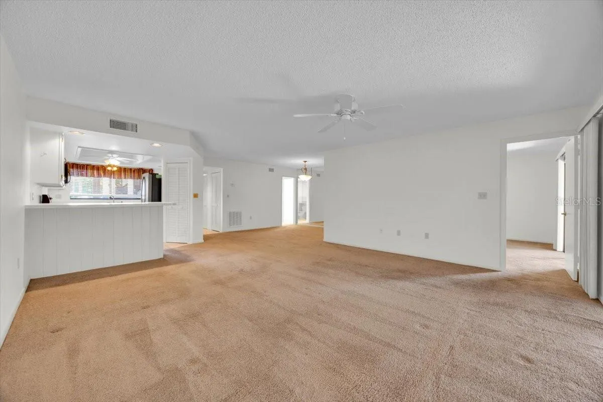 4101 VILLAGE CT #D-1, #D-1