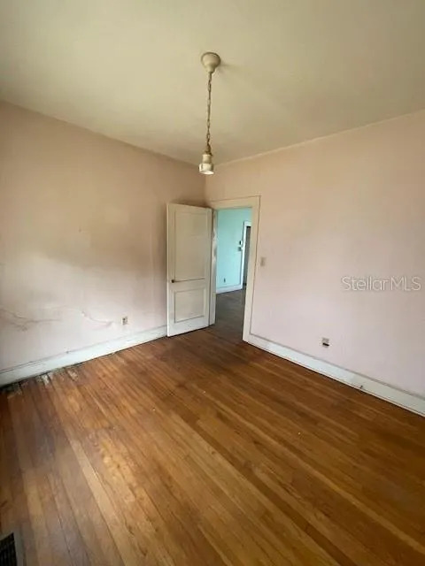 230 S 14TH ST