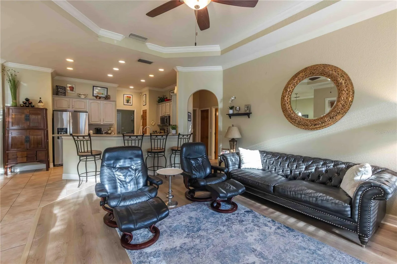 2329 S LAKE REEDY BLVD