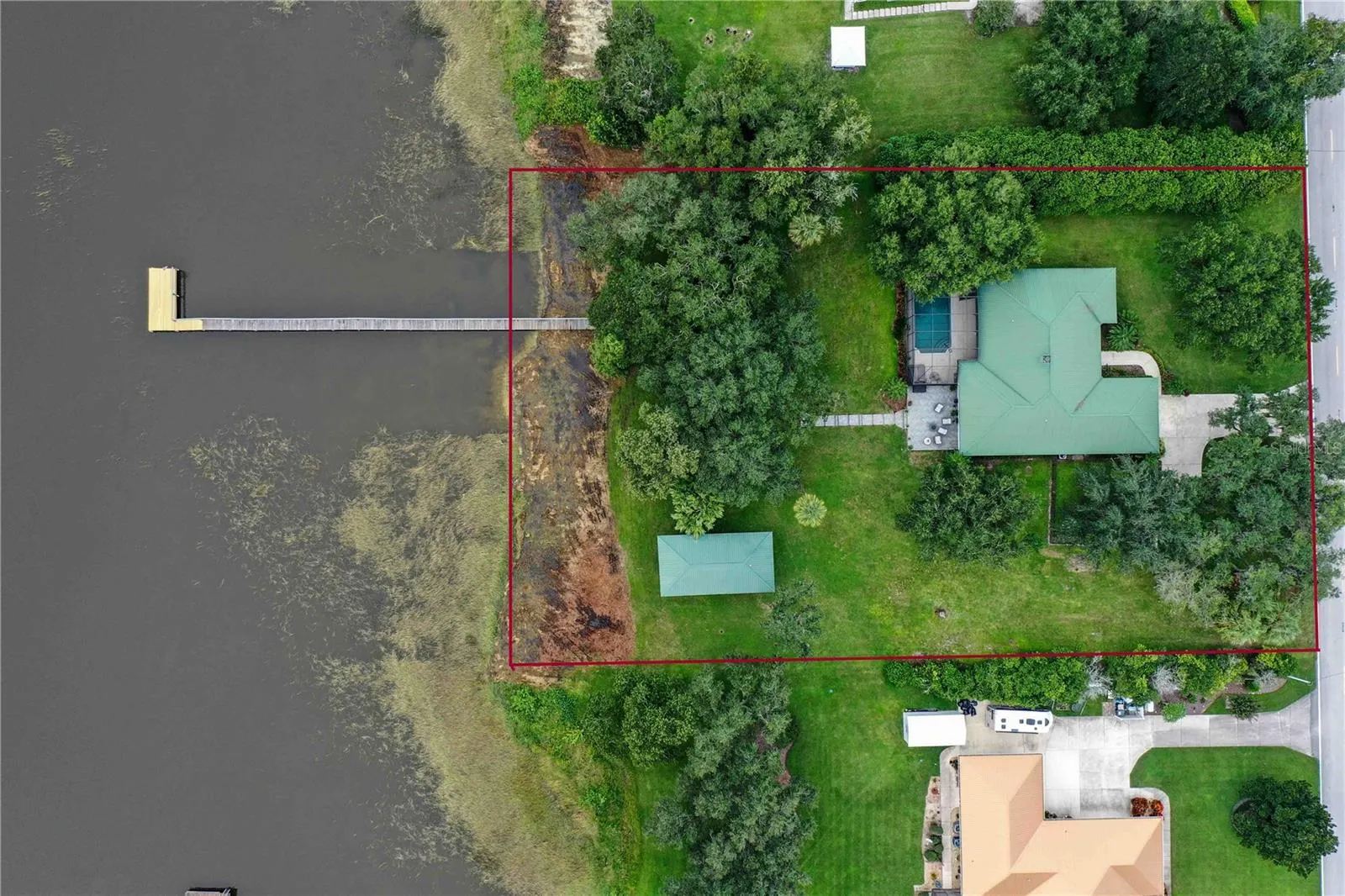 2329 S LAKE REEDY BLVD