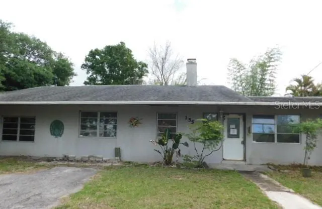 155 S OXFORD DR