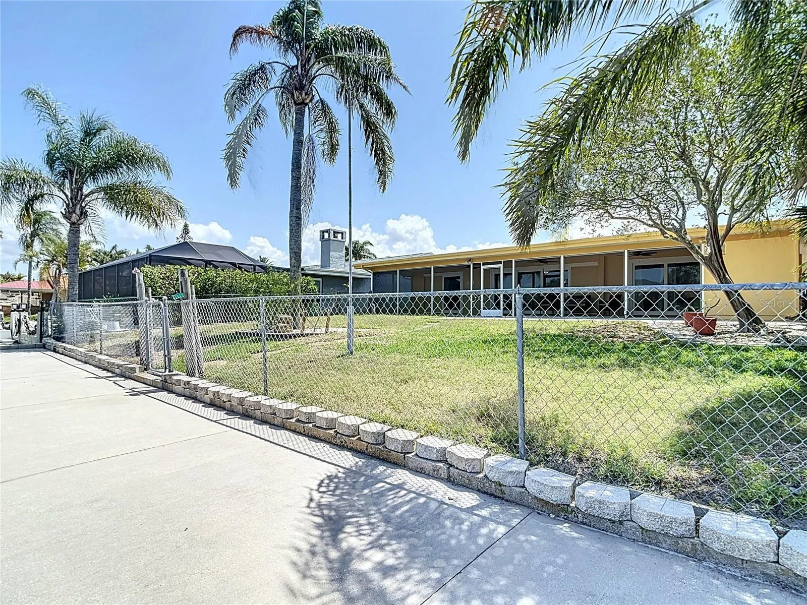 4921 MARLIN DR