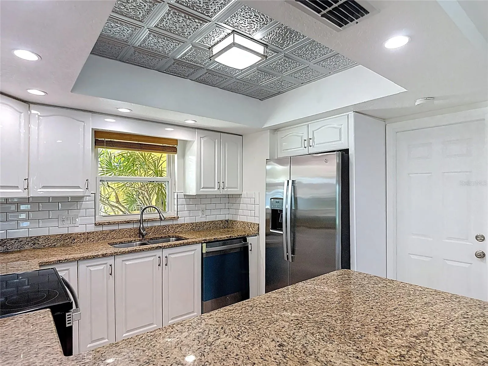 4921 MARLIN DR