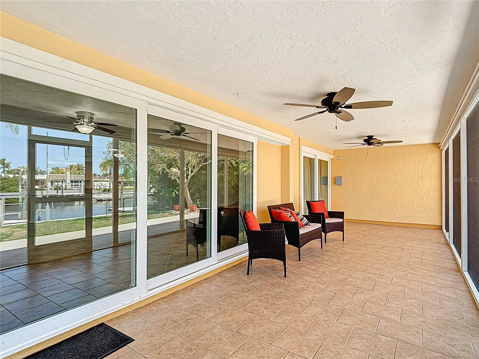 4921 MARLIN DR
