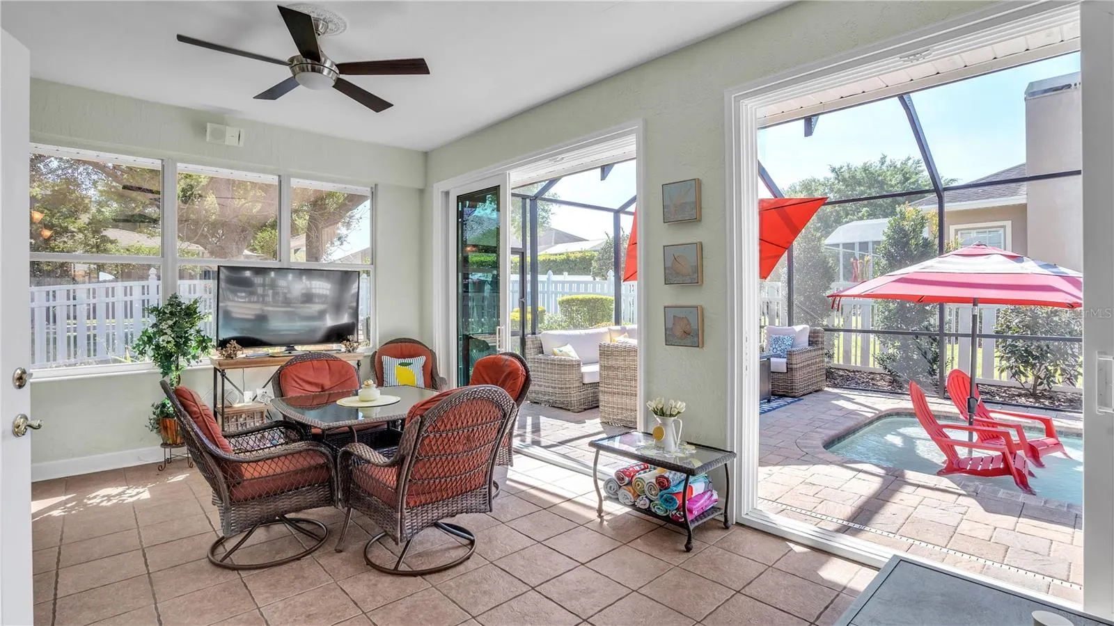2409 JENNA LN