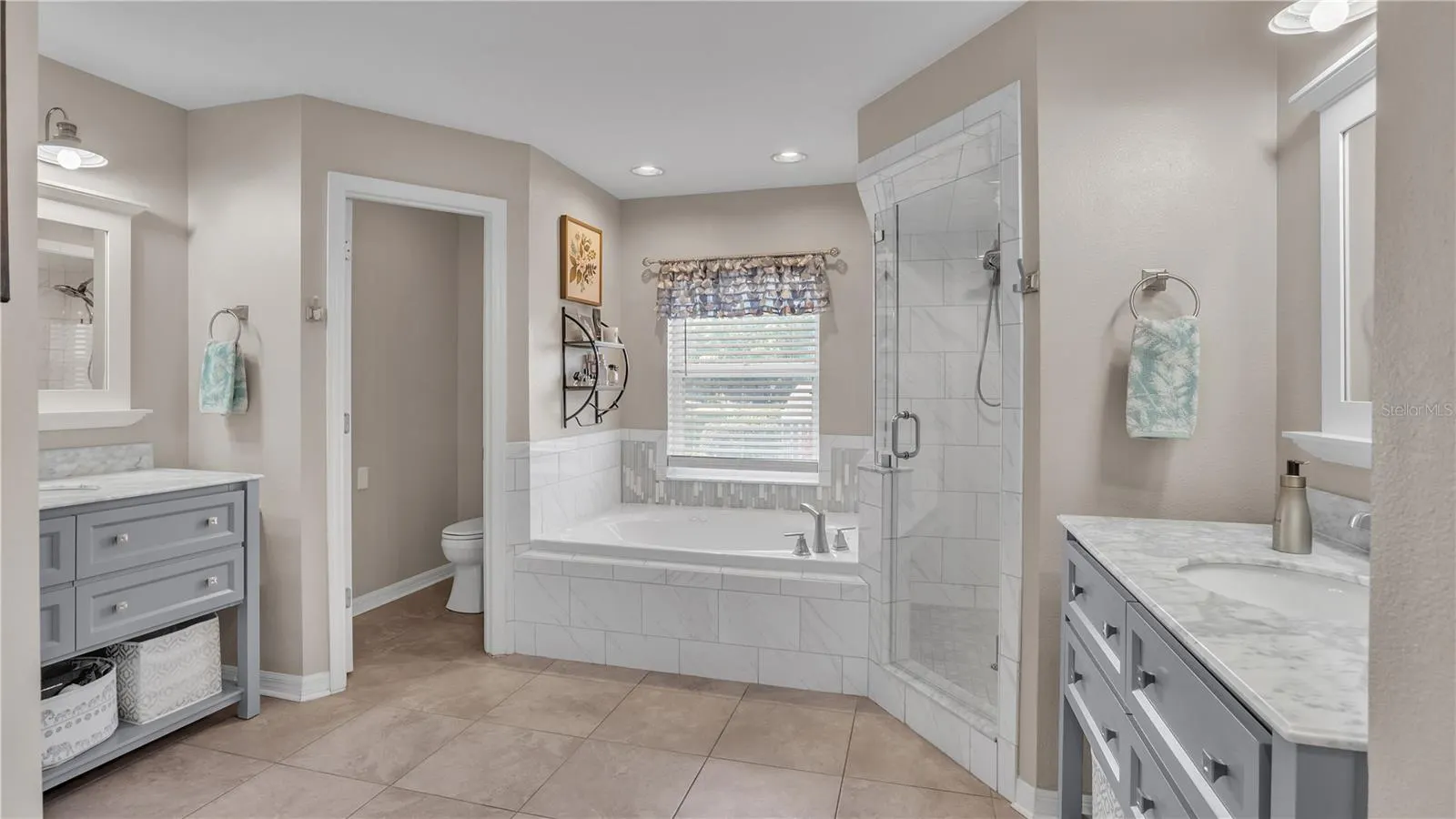 2409 JENNA LN