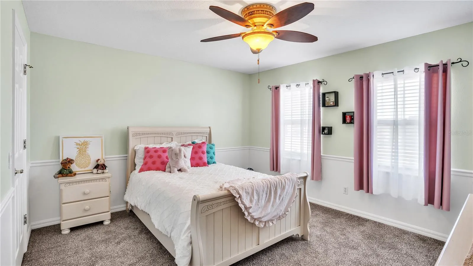 2409 JENNA LN