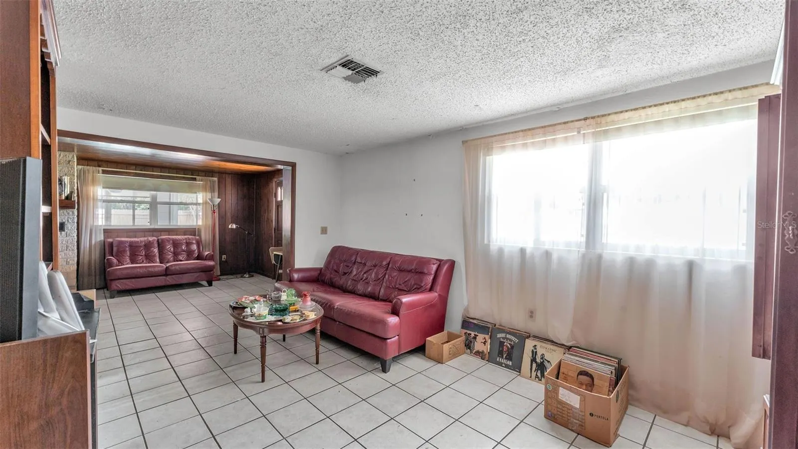 730 W CARVER ST