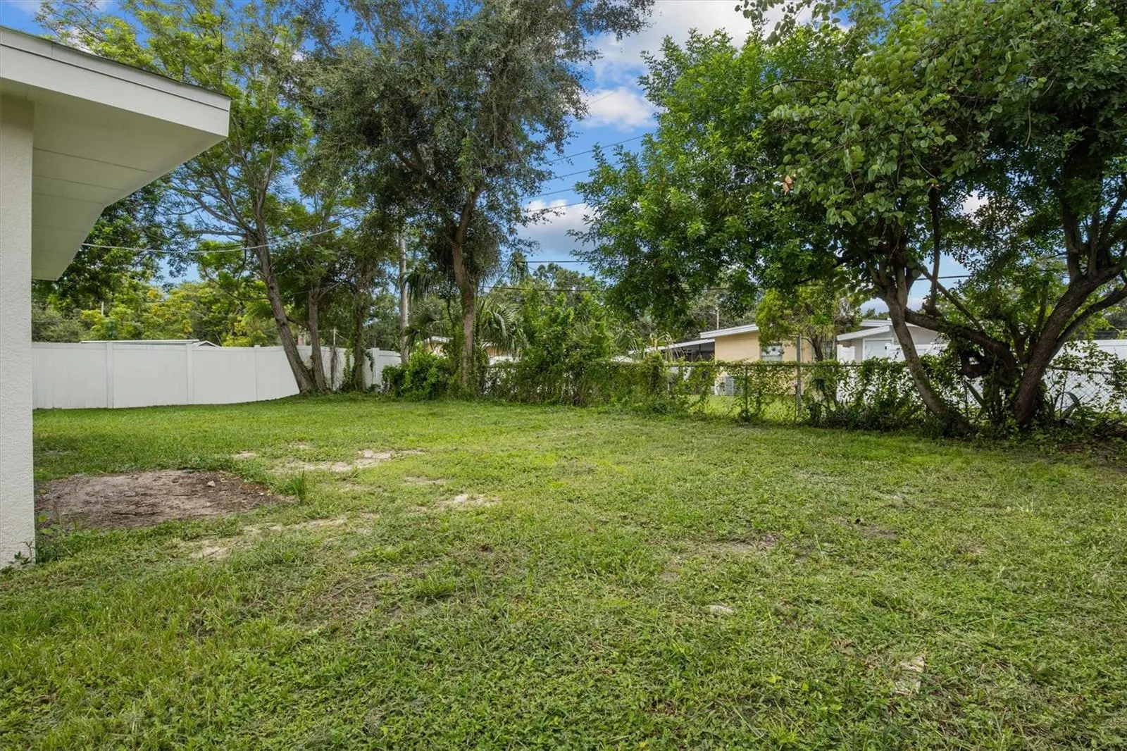 4510 N MATANZAS AVE