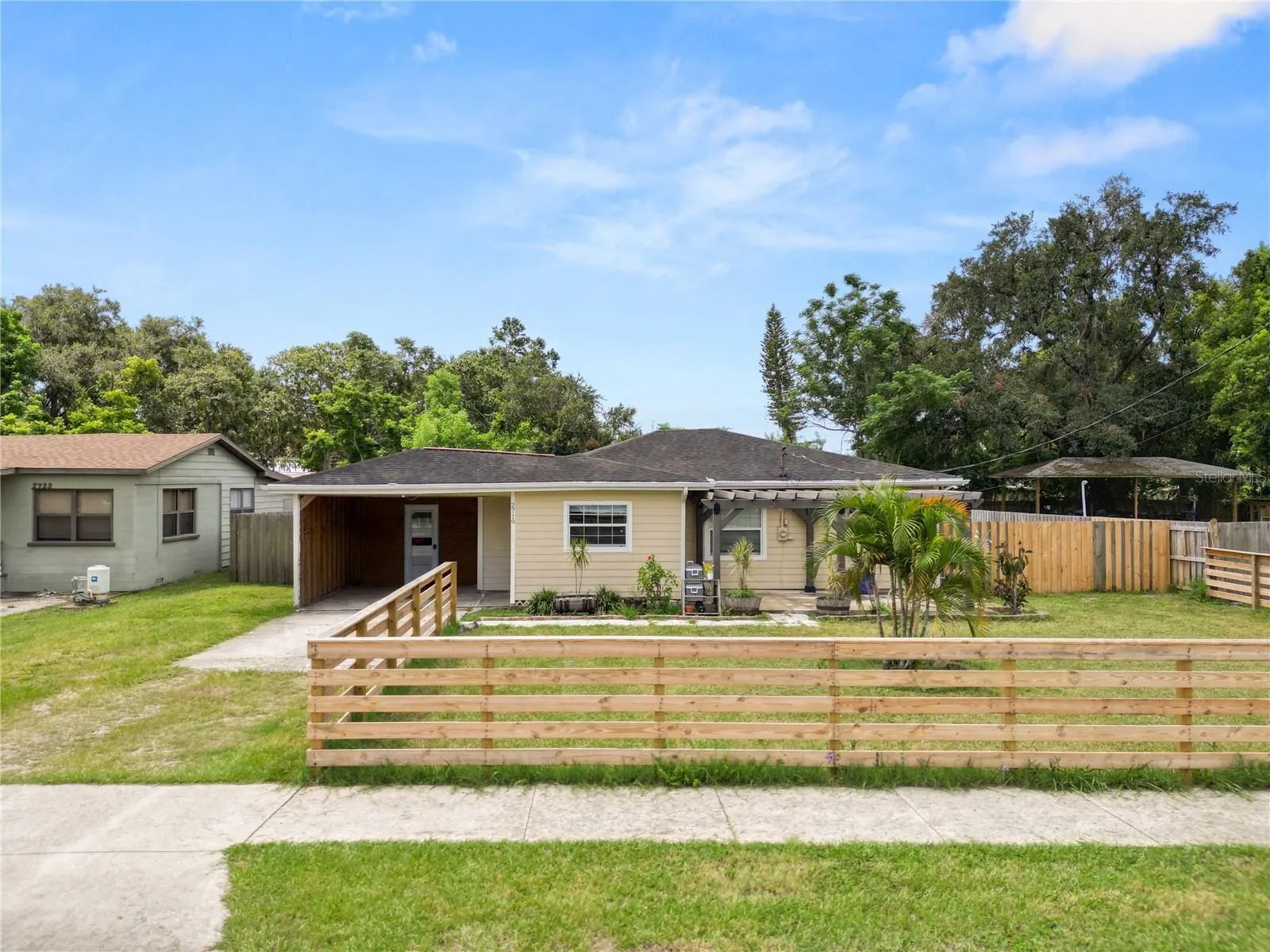 2719 WOODSTOCK AVE