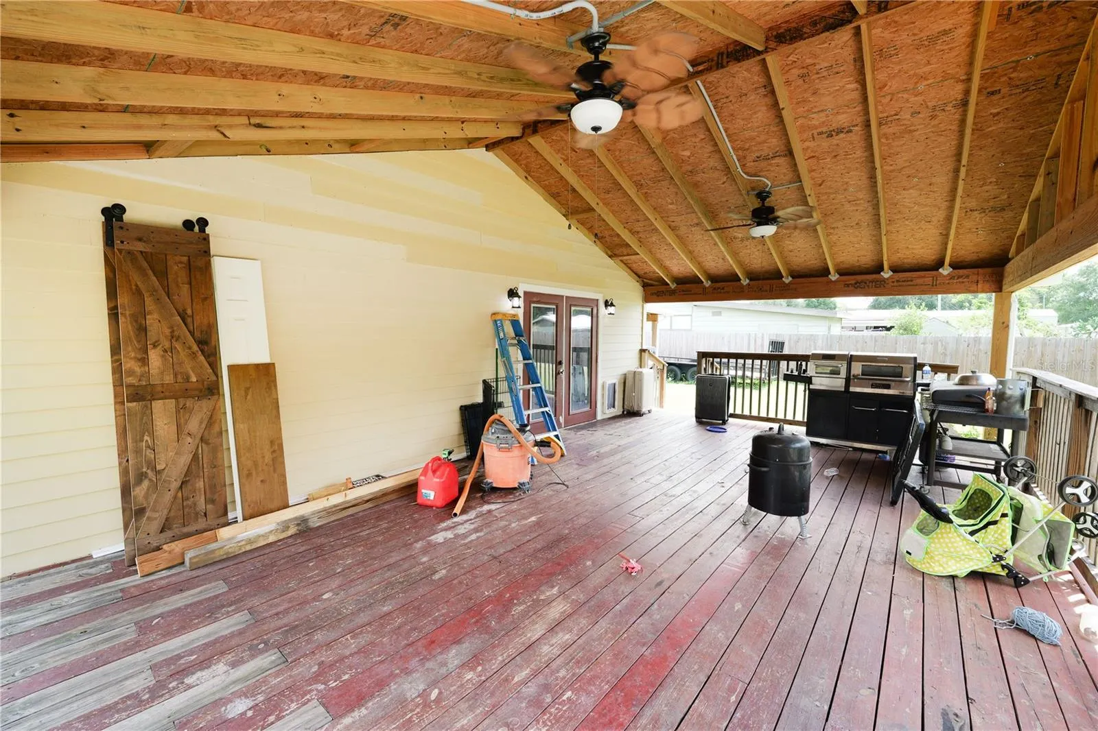 2719 WOODSTOCK AVE
