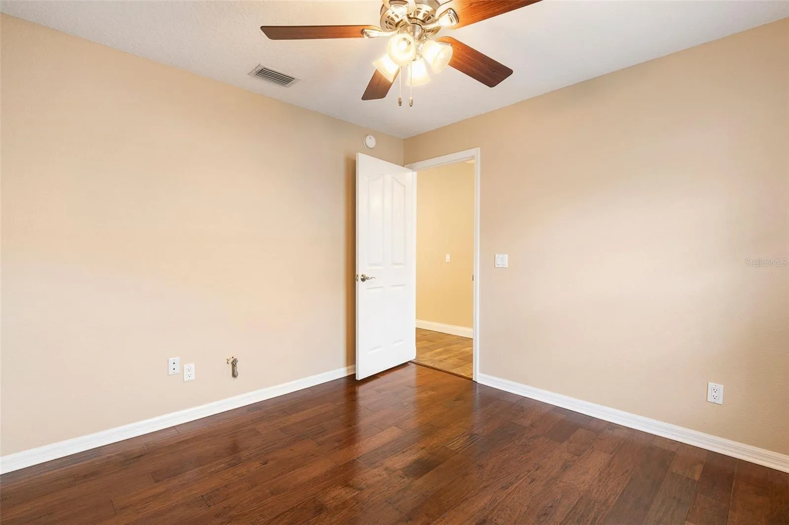 5523 HIGHLANDS VISTA CIR
