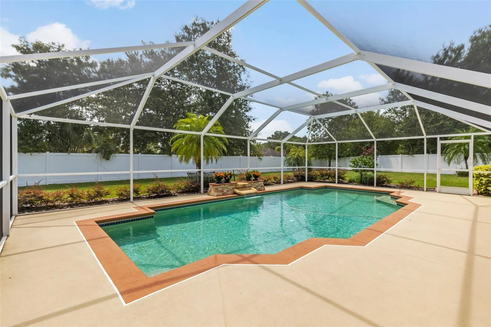 5523 HIGHLANDS VISTA CIR
