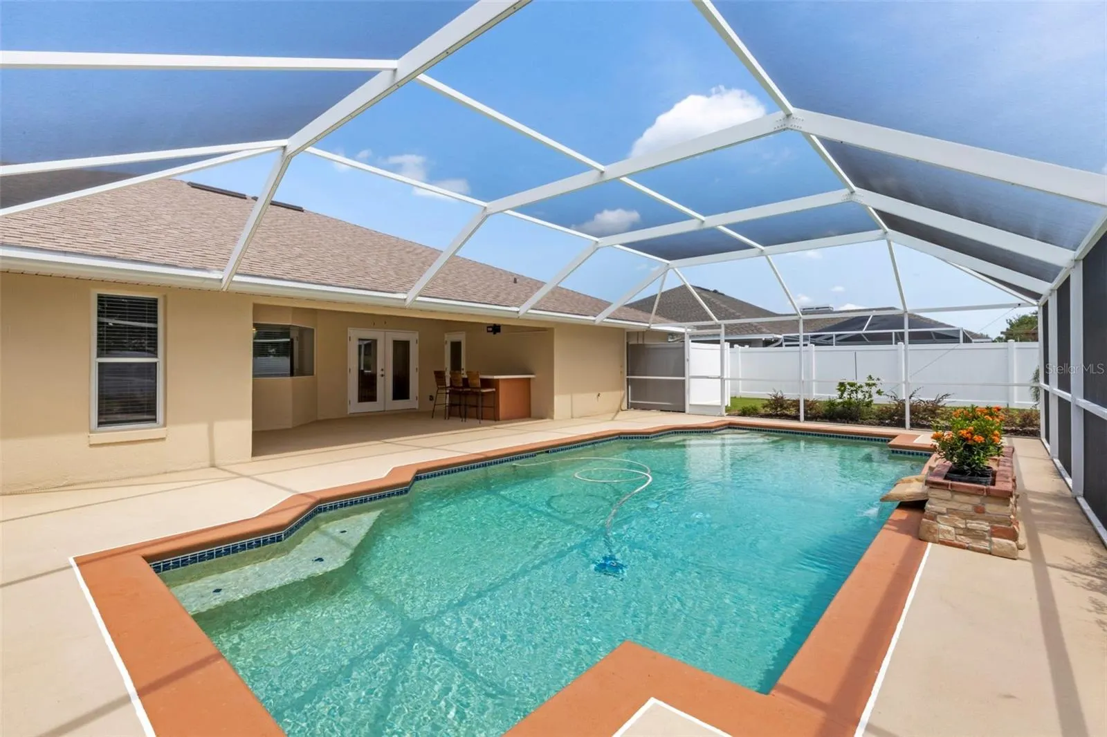 5523 HIGHLANDS VISTA CIR