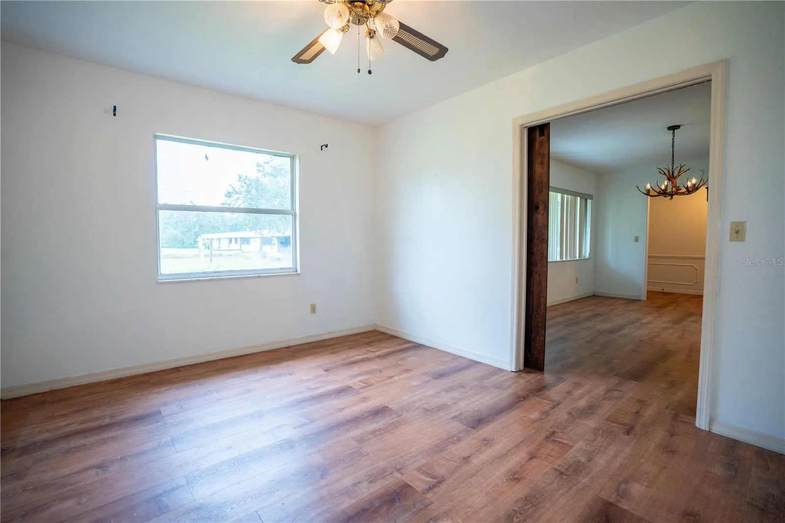417 L LANIER RD
